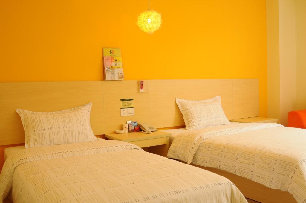 8 Inns Dongguan - Dongkeng Branch Room photo